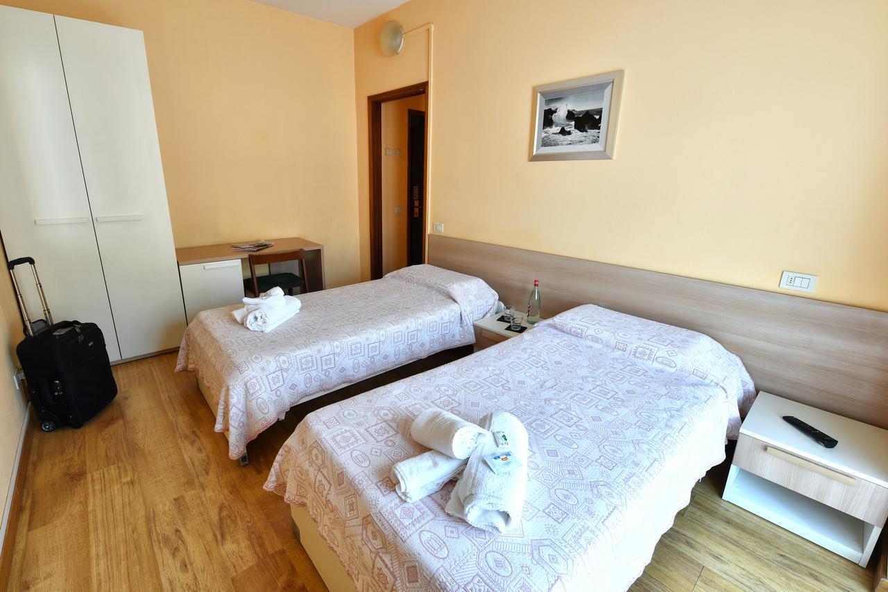 Hotel Motel Europa Domodossola Exterior photo