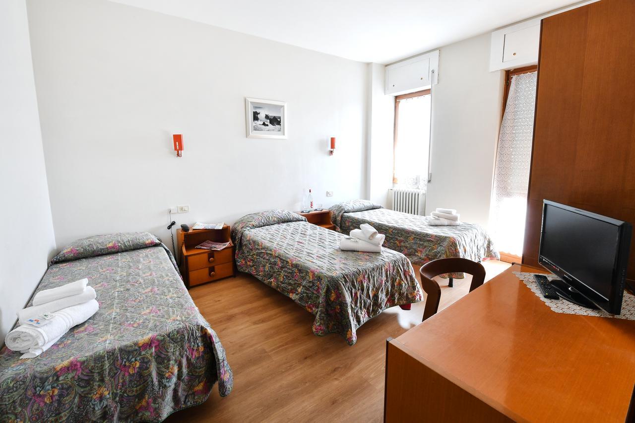 Hotel Motel Europa Domodossola Exterior photo